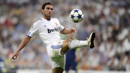 开云平台-凯恩十二场得分连胜，公牛备战欧篮联，亚特兰大调整名单剑指季后赛